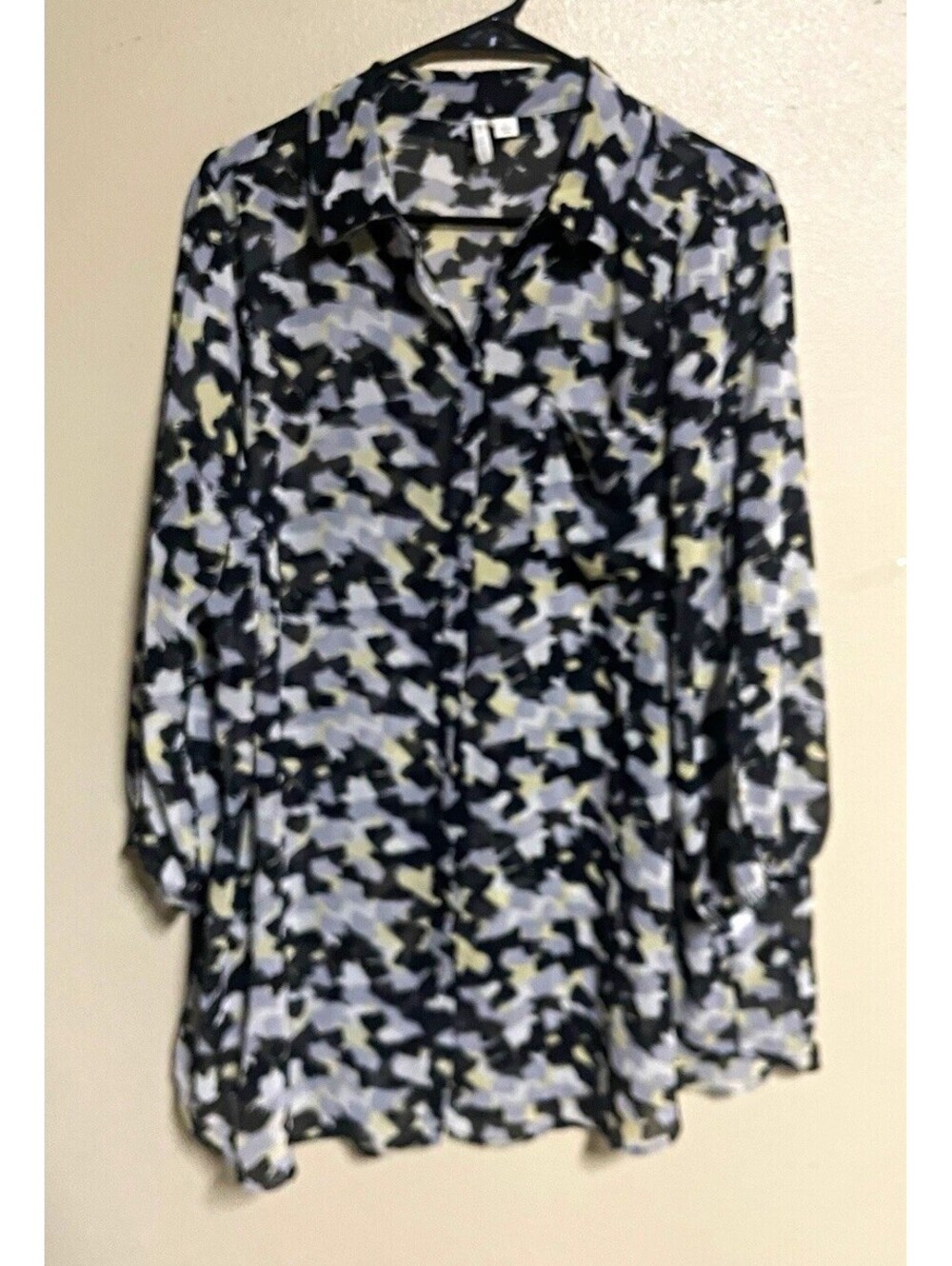 Cato Blouse Abstract Print Chiffon Button Front Collared Roll Tab Sleeve